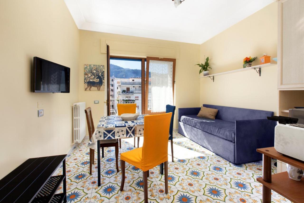 Clio Sorrento Apartment Bagian luar foto